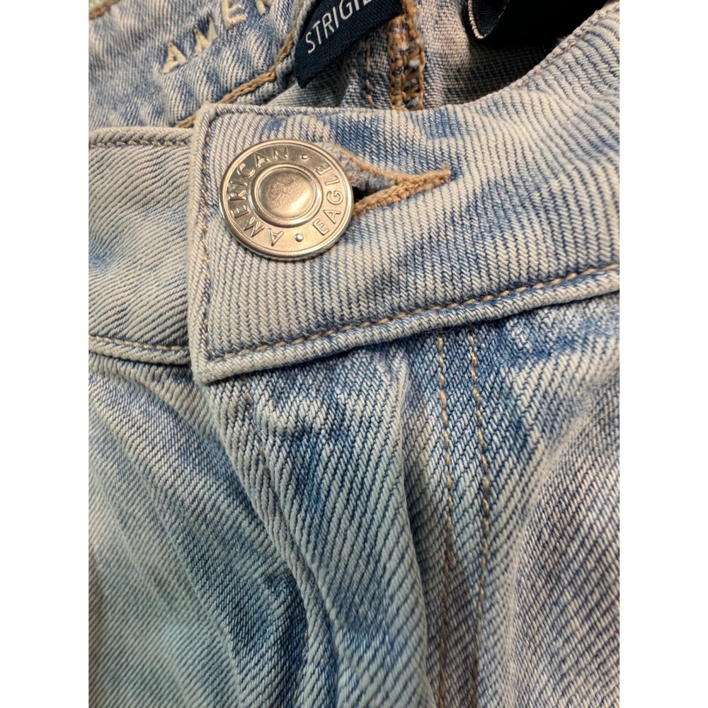 American Eagle Strigid Light Wash Distressed Wide Leg Jeans Women Size 27 - Picture 6 of 11